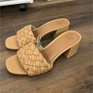 *BRAND NEW* A New Day Tan Sandals